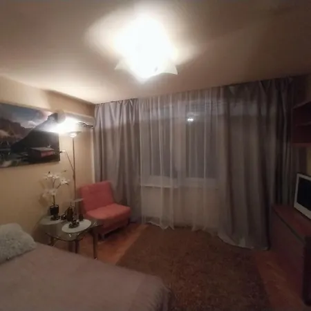Apartment Avenue View