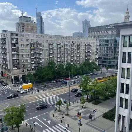 Apartment Avenue View *